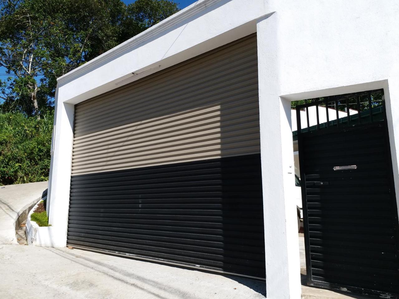 Kpl Holiday Homes Hatton Exterior foto